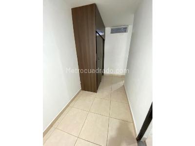 Apartamento de 3 alcobas en arriendo en Florencia, Medellín, 80 m² · foto 11 de 20