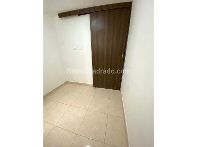 Apartamento de 3 alcobas en arriendo en Florencia, Medellín, 80 m² · foto 14 de 20