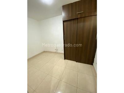 Apartamento de 3 alcobas en arriendo en Florencia, Medellín, 80 m² · foto 15 de 20