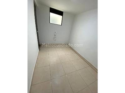 Apartamento de 3 alcobas en arriendo en Florencia, Medellín, 80 m² · foto 16 de 20