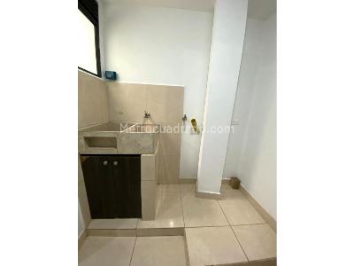 Apartamento de 3 alcobas en arriendo en Florencia, Medellín, 80 m² · foto 17 de 20