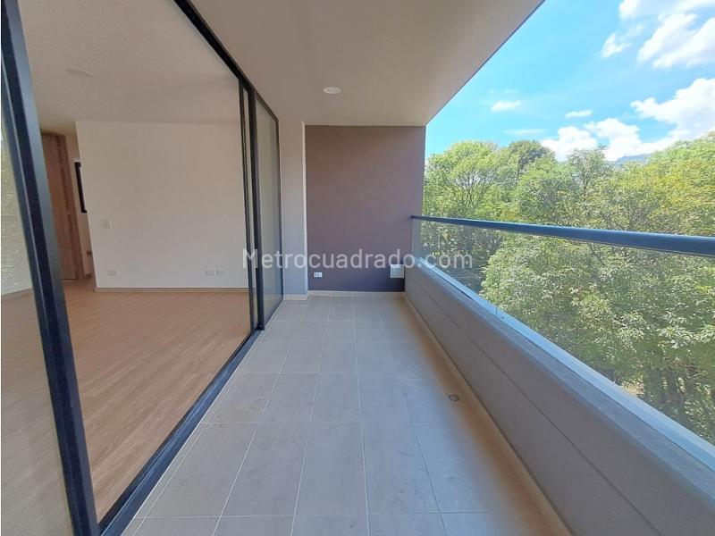 Apartamento Moderno de 3 Alcobas en Belén San Bernardo - 8