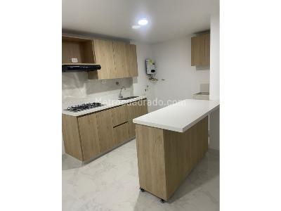 Apartamento de 2 alcobas en venta en Niquia, Bello, 54 m² · foto 2 de 20