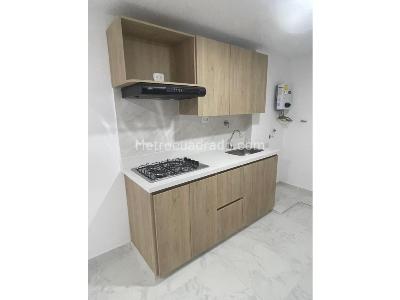 Apartamento de 2 alcobas en venta en Niquia, Bello, 54 m² · foto 3 de 20