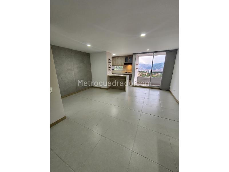 78m² 3BR Apartment with Panoramic View in Envigado Las Antillas - 3