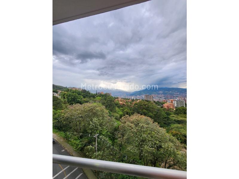 78m² 3BR Apartment with Panoramic View in Envigado Las Antillas - 9