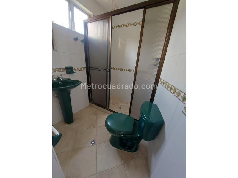 Bright 2BR Apartment in San Javier - 9