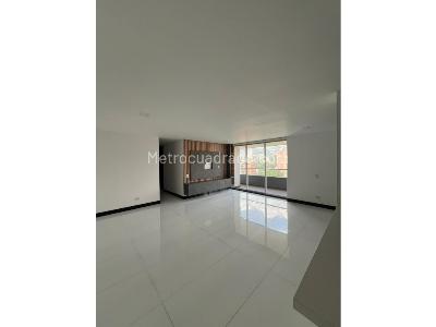 Apartamento de 3 alcobas en venta en Itagui, Itagüí, 112 m² · foto 6 de 20