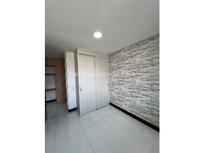 Apartamento de 3 alcobas en venta en Itagui, Itagüí, 112 m² · foto 16 de 20