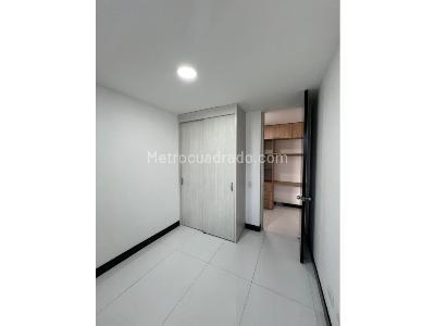 Apartamento de 3 alcobas en venta en Itagui, Itagüí, 112 m² · foto 19 de 20