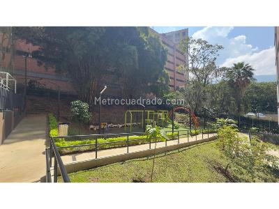 Apartamento de 2 alcobas en venta en Envigado, Envigado, 61 m² · foto 19 de 20
