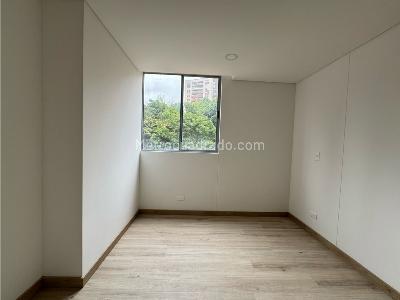 Apartamento de 2 alcobas en venta en Envigado, Envigado, 61 m² · foto 8 de 20