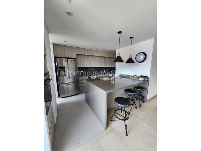 Apartamento en venta en Envigado, Envigado · foto 3 de 18