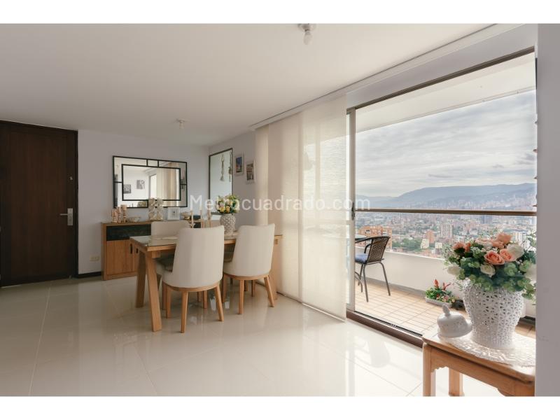 Piso – Envigado, Valle de Aburrá - Vista 2