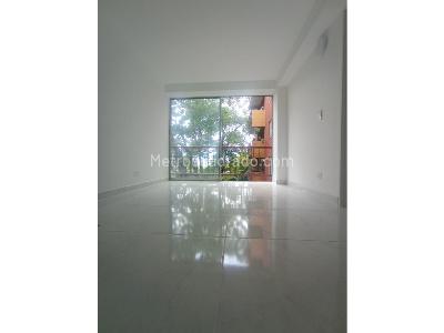 Apartamento de 3 alcobas en venta en Villa Flora, Medellín, 73 m² · foto 2 de 20