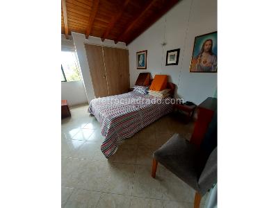 Apartamento en venta en Boston, Medellín · foto 8 de 13