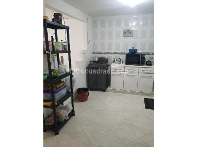 Casa de 4 alcobas en venta en Eduardo Santos, Medellín, 140 m² · foto 5 de 16