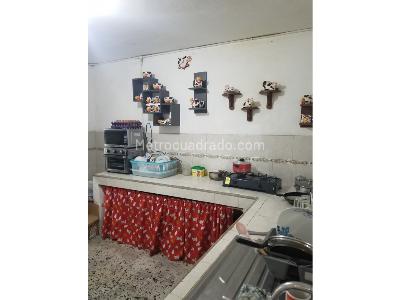 Casa de 4 alcobas en venta en Eduardo Santos, Medellín, 140 m² · foto 11 de 16