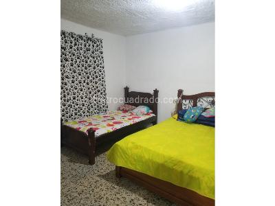 Casa de 4 alcobas en venta en Eduardo Santos, Medellín, 140 m² · foto 12 de 16