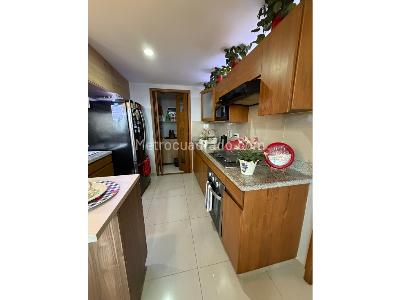 Apartamento de 2 alcobas en venta en Sabaneta, Sabaneta, 86 m² · foto 4 de 15