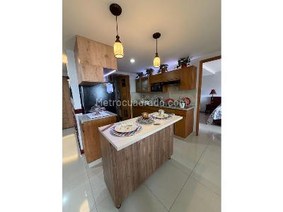 Apartamento de 2 alcobas en venta en Sabaneta, Sabaneta, 86 m² · foto 5 de 15