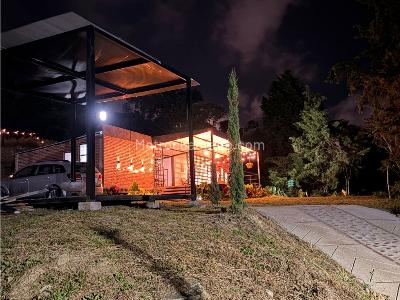 Casa de 3 alcobas en venta en San Felix, Medellín, 1400 m² · foto 2 de 20