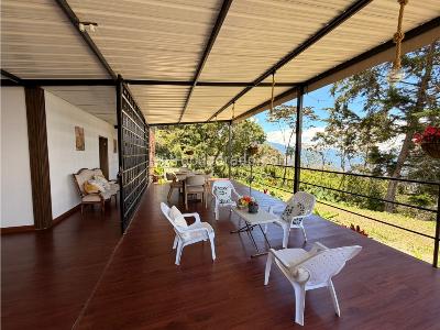 Casa de 3 alcobas en venta en San Felix, Medellín, 1400 m² · foto 8 de 20