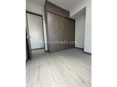 Apartamento en venta en El Poblado, Medellín · foto 7 de 12