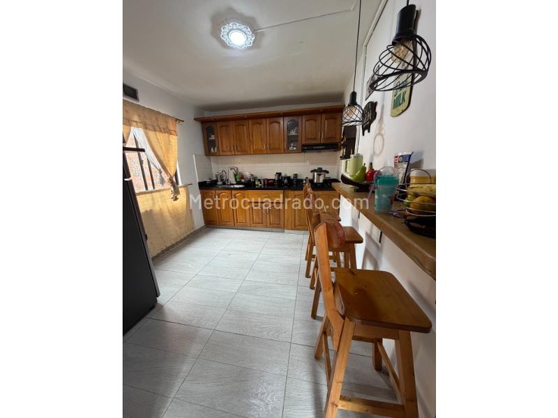 Piso – Envigado, San Mateo, Valle de Aburrá - Más
