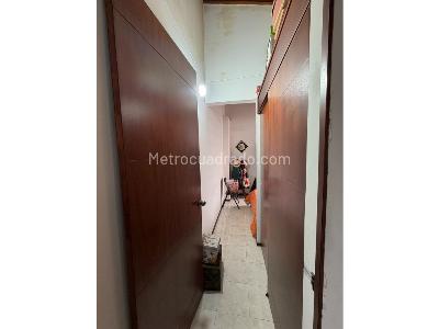 Apartamento de 3 alcobas en venta en Laureles, Medellín, 75 m² · foto 5 de 9
