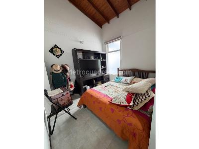 Apartamento de 3 alcobas en venta en Laureles, Medellín, 75 m² · foto 7 de 9