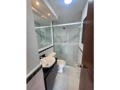 Apartaestudio en arriendo en Laureles, Medellín · foto 10 de 12