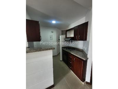 Apartaestudio en arriendo en Laureles, Medellín · foto 2 de 12