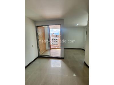 Apartaestudio en arriendo en Laureles, Medellín · foto 6 de 12