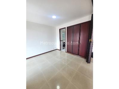 Apartaestudio en arriendo en Laureles, Medellín · foto 7 de 12