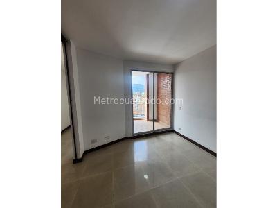 Apartaestudio en arriendo en Laureles, Medellín · foto 8 de 12