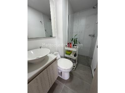 Apartamento de 2 alcobas en venta en San Remo, Sabaneta, 58 m² · foto 11 de 15