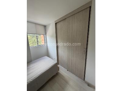 Apartamento de 2 alcobas en venta en San Remo, Sabaneta, 58 m² · foto 13 de 15
