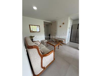 Apartamento de 2 alcobas en venta en San Remo, Sabaneta, 58 m² · foto 4 de 15
