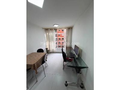Apartamento en venta en Pan De Azucar, Sabaneta · foto 2 de 12