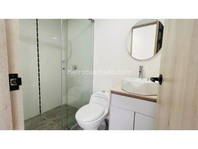 Apartamento de 2 alcobas en venta en San Remo, Sabaneta, 54 m² · foto 10 de 11