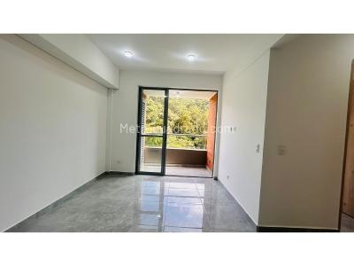 Apartamento de 2 alcobas en venta en San Remo, Sabaneta, 54 m² · foto 3 de 11
