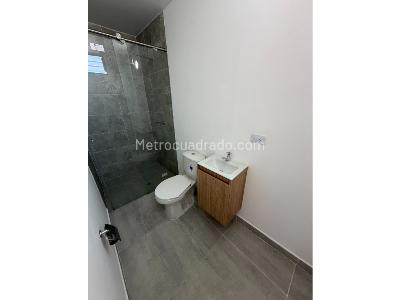 Apartamento de 3 alcobas en venta en Las Vegas, Envigado, 78 m² · foto 10 de 14