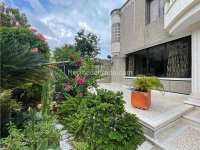 Casa en venta en Ciudad Jardin, Barranquilla · foto 2 de 20
