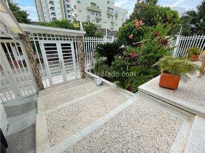 Casa en venta en Ciudad Jardin, Barranquilla · foto 3 de 20