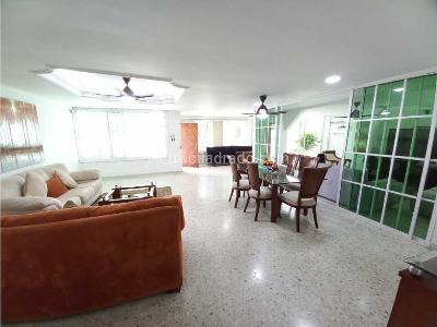 Casa de 5 alcobas en arriendo en Altamira, Barranquilla, 614 m² · foto 6 de 20
