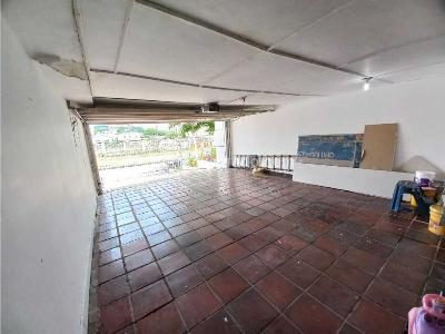 Casa de 5 alcobas en arriendo en Altamira, Barranquilla, 614 m² · foto 11 de 20