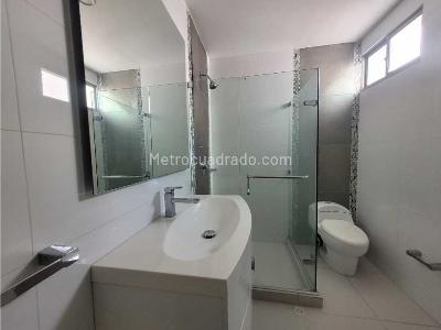 Casa de 5 alcobas en arriendo en Villa Santos, Barranquilla, 350 m² · foto 8 de 20