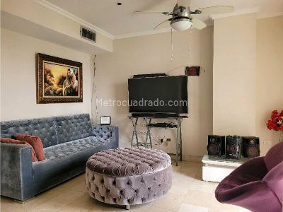 Apartamento de 3 alcobas en venta en Altos De Riomar, Barranquilla, 170 m² · foto 2 de 17