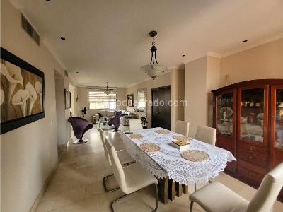 Apartamento de 3 alcobas en venta en Altos De Riomar, Barranquilla, 170 m² · foto 3 de 17
